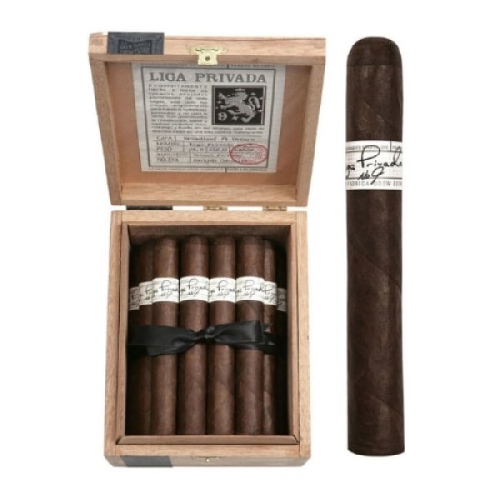 Drew Estate Liga Privada No.9 Toro (24)